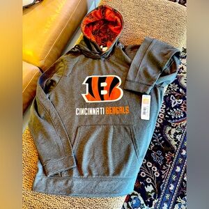NWT~ Cincinnati Bengals /NFL Team Apparel/ size (L) Grey SWEATSHIRT